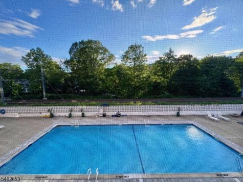 530 Valley Road Montclair NJ 07043