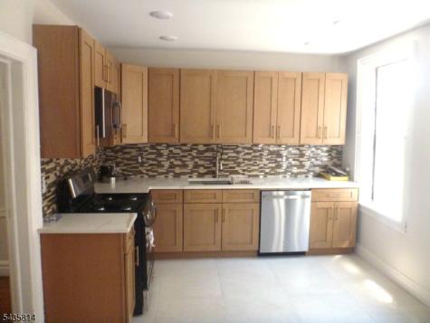 9 Vernon Avenue Newark NJ 07108