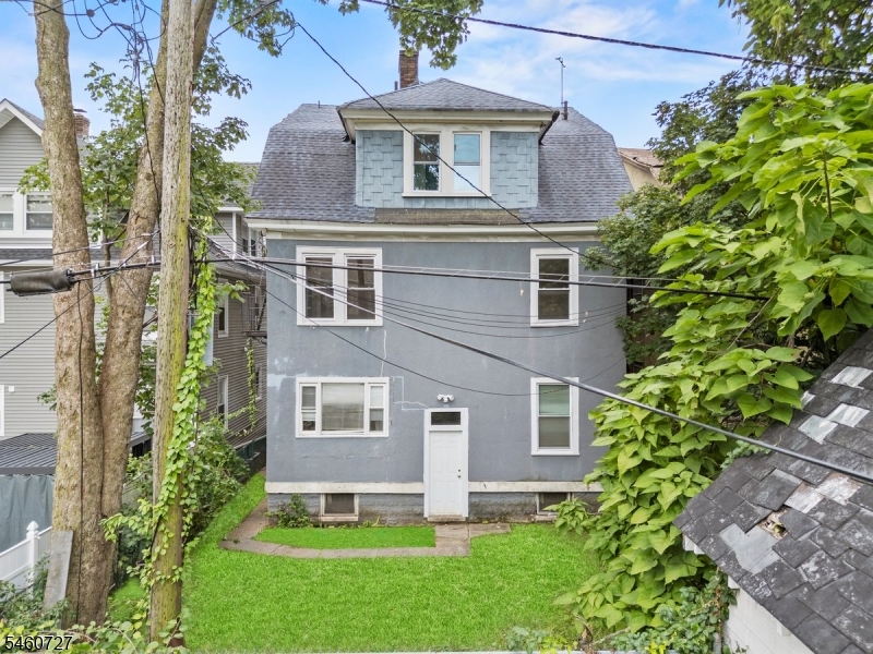 37 Mapes Avenue Newark NJ 07112