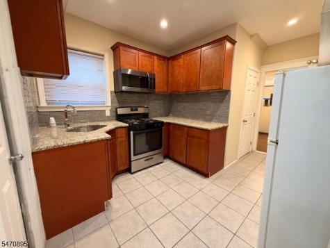 62 Sanford Street East Orange NJ 07018