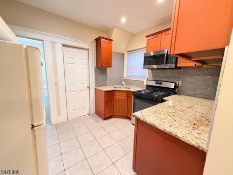 62 Sanford Street East Orange NJ 07018