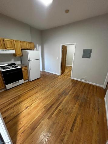 26 Ferry Street Newark NJ 07105