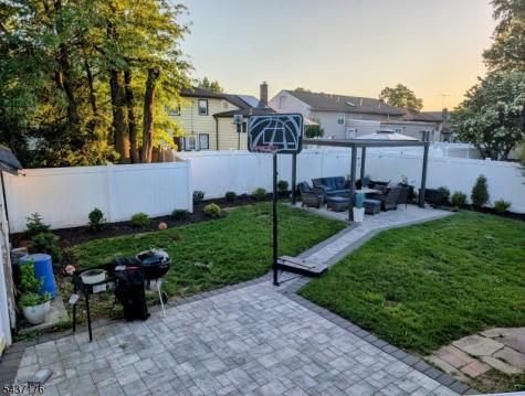 2518 Hawthorne Avenue Union NJ 07083