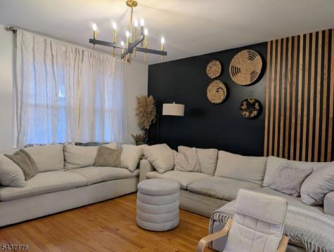 2518 Hawthorne Avenue Union NJ 07083