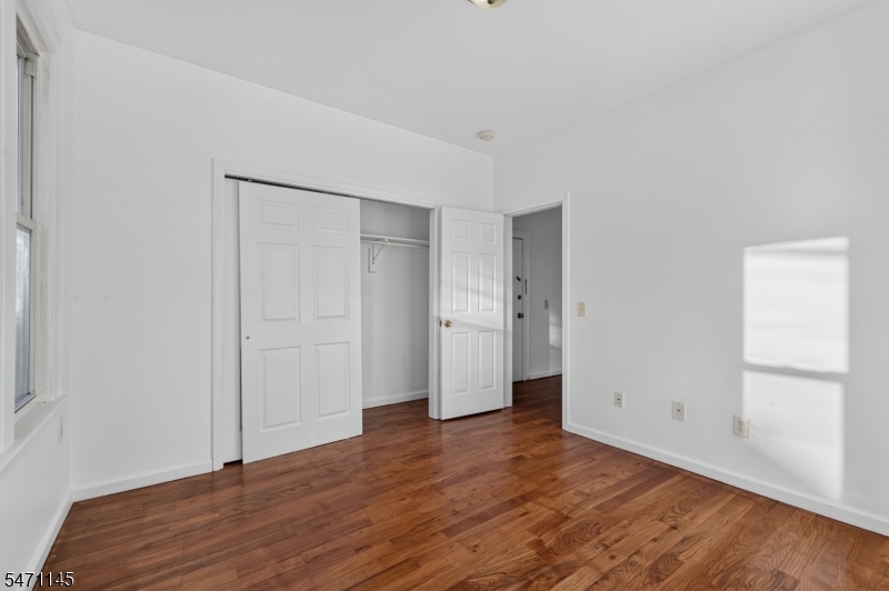 21 Robert Place Irvington NJ 07111