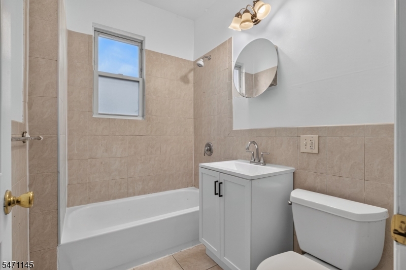 21 Robert Place Irvington NJ 07111