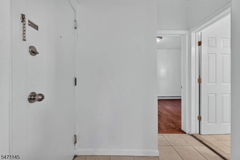 21 Robert Place Irvington NJ 07111