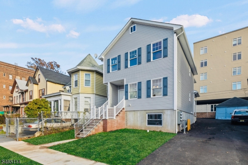 26 N Burnett Street East Orange NJ 07017