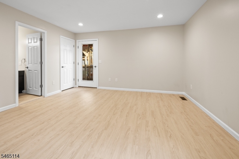 26 N Burnett Street East Orange NJ 07017