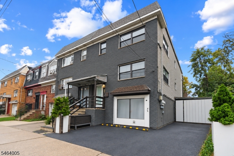 82 Garfield Avenue Jersey City NJ 07305