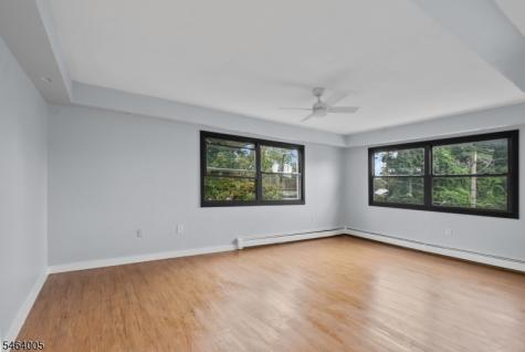 82 Garfield Avenue Jersey City NJ 07305