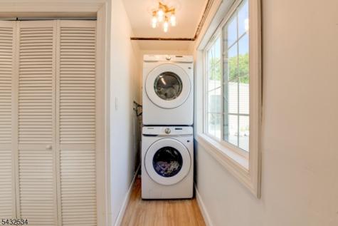 50 Chestnut Street Edison NJ 08817