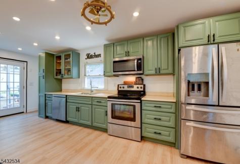 50 Chestnut Street Edison NJ 08817