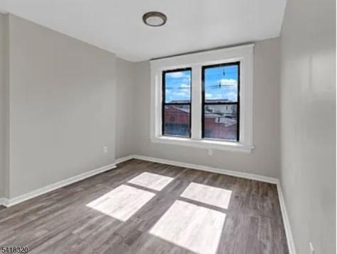 84 2ND Street Elizabeth NJ 07206