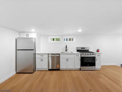 3 Meadow Road Edison NJ 08817