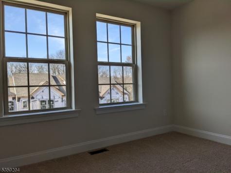 35 Dahlia Drive Warren NJ 07059