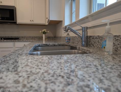 35 Dahlia Drive Warren NJ 07059