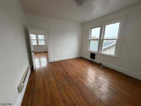 205 Chancellor Avenue Newark NJ 07112