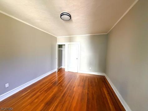 17 Elwood Pl Apt 103 Newark NJ 07104