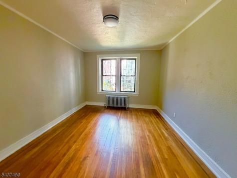17 Elwood Pl Apt 103 Newark NJ 07104