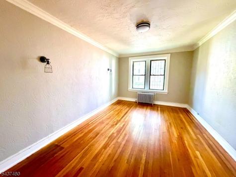 17 Elwood Pl Apt 103 Newark NJ 07104