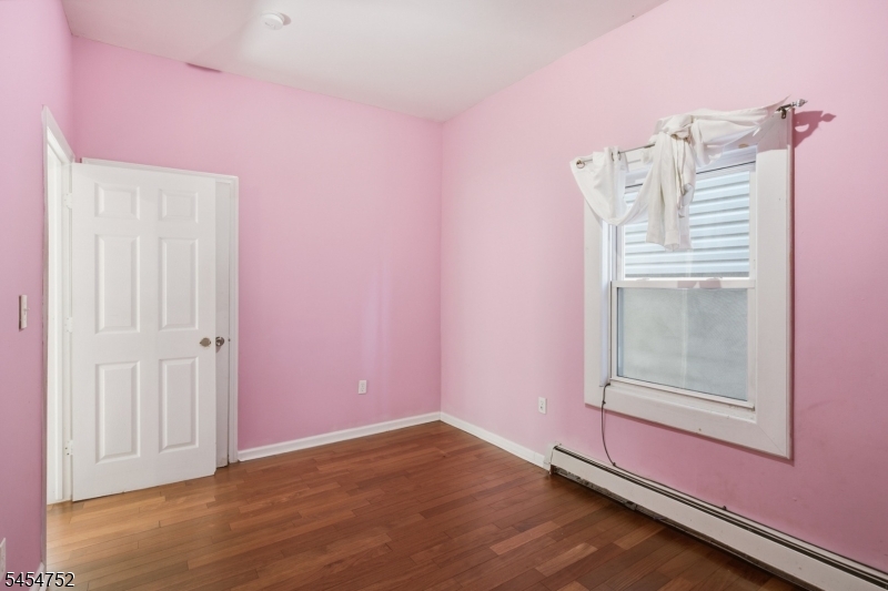 693 South 20th Street Newark NJ 07103