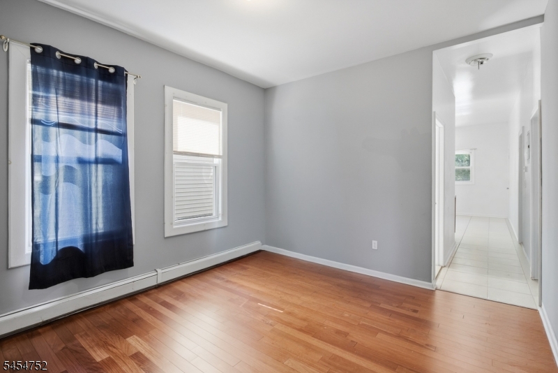 693 South 20th Street Newark NJ 07103