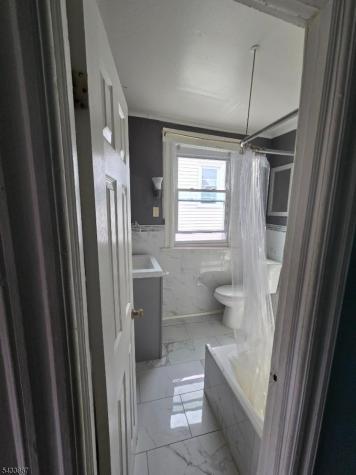 314 William Street East Orange NJ 07017