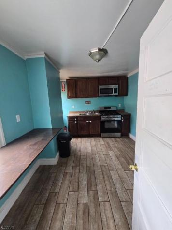 314 William Street East Orange NJ 07017