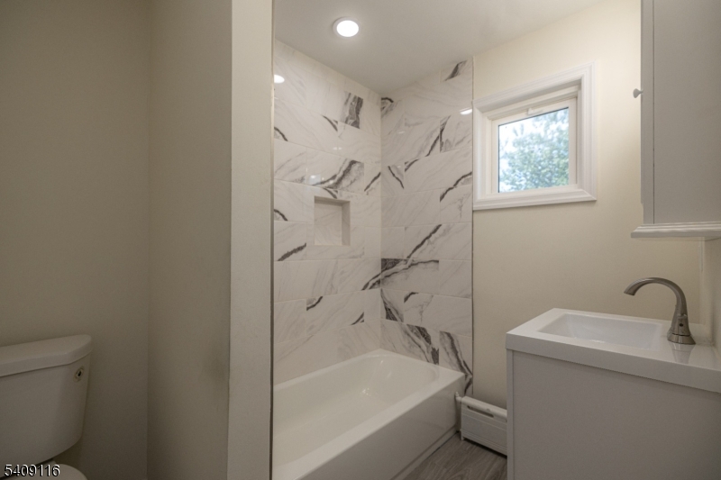 39 Hurden Street Hillside NJ 07205