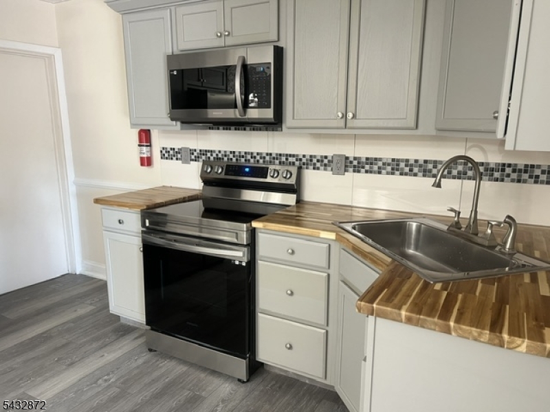 5 Chestnut Sussex NJ 07461