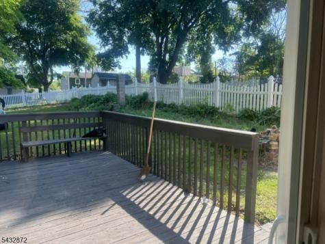 5 Chestnut Sussex NJ 07461