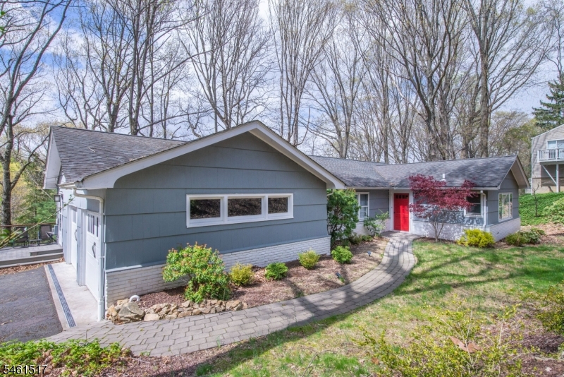 4 Molly Stark Drive Morris NJ 07960