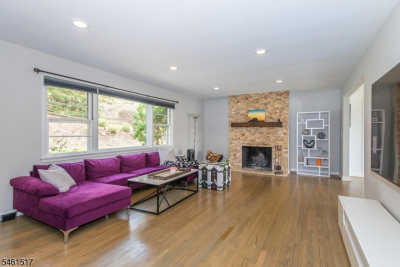 4 Molly Stark Drive Morris NJ 07960