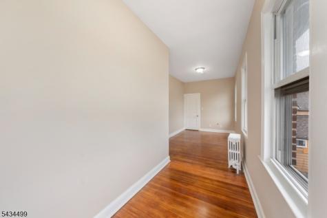 49 Caldwell Place Springfield NJ 07081