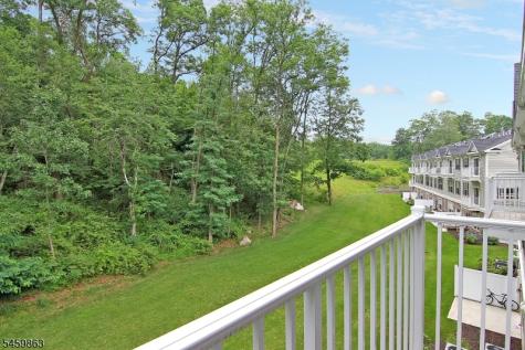 406 Waterview Court Hanover NJ 07927