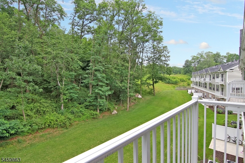 406 Waterview Court Hanover NJ 07927
