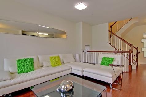 406 Waterview Court Hanover NJ 07927