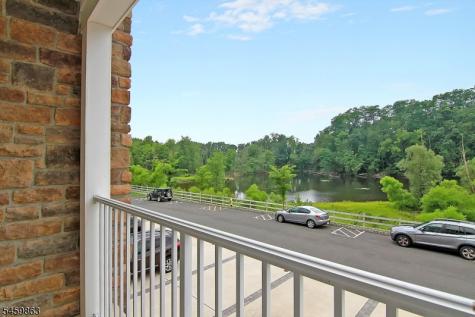 406 Waterview Court Hanover NJ 07927
