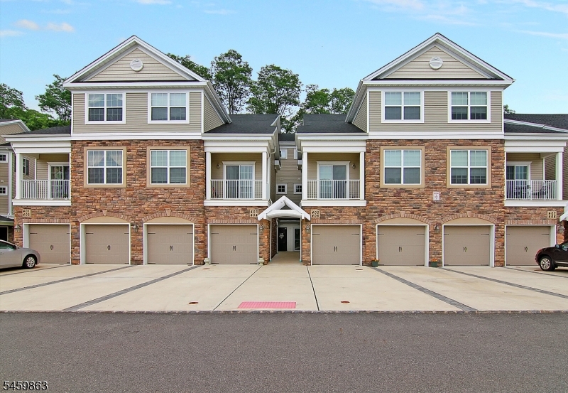 406 Waterview Court Hanover NJ 07927