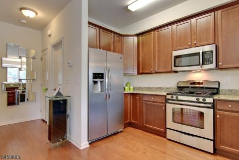 406 Waterview Court Hanover NJ 07927