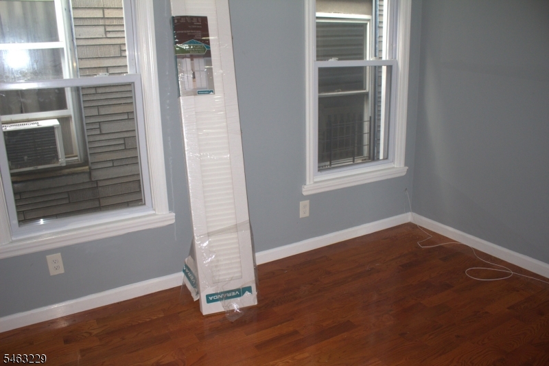 69 N 13th Street Newark NJ 07107