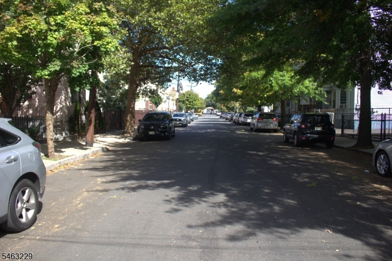 69 N 13th Street Newark NJ 07107