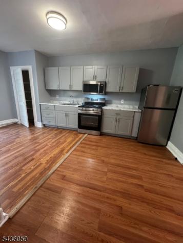 830 S 16th Street Newark NJ 07108