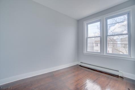 678 Liberty Avenue Jersey City NJ 07307