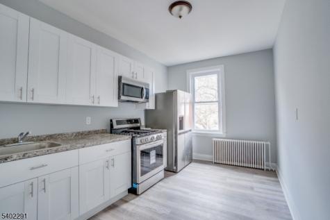 678 Liberty Avenue Jersey City NJ 07307