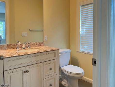 214 Woodcliff Ave-unit 2 Little Falls NJ 07424
