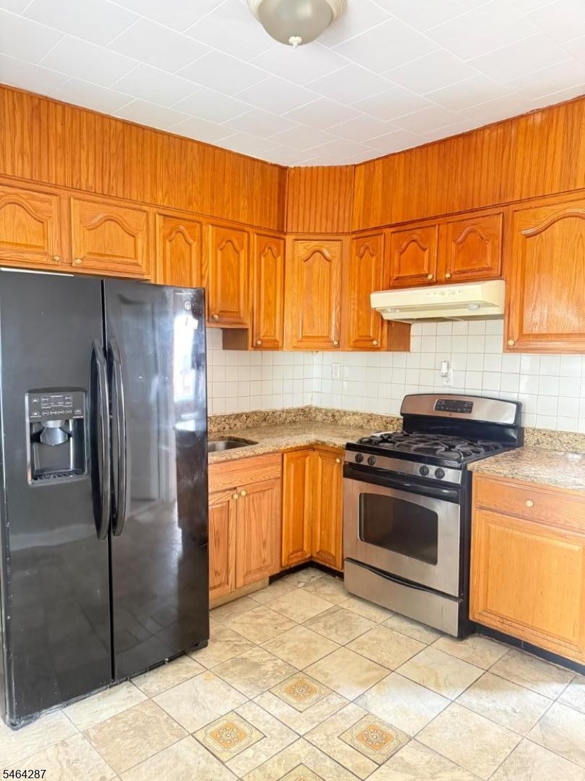 14 43RD Street Irvington NJ 07111