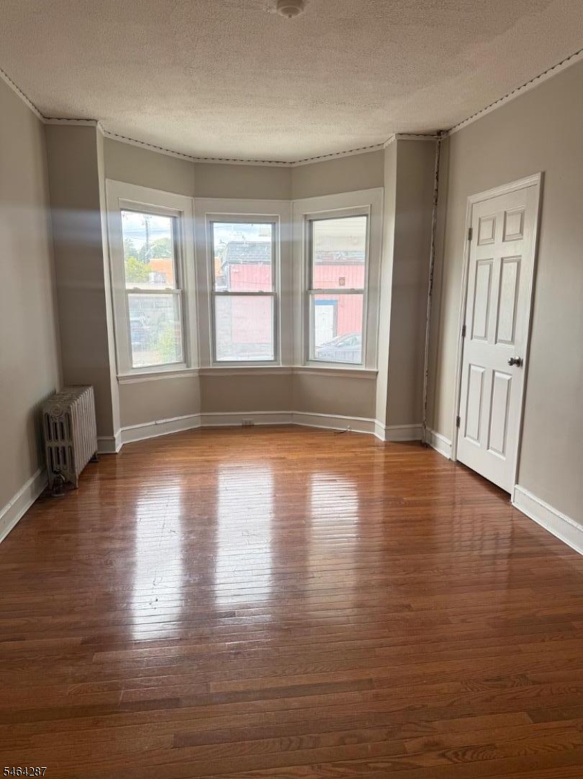 14 43RD Street Irvington NJ 07111