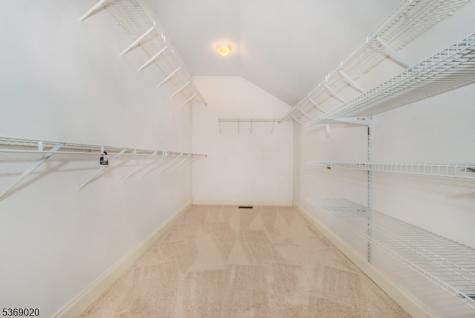 5 Savannah Court Bernards NJ 07920
